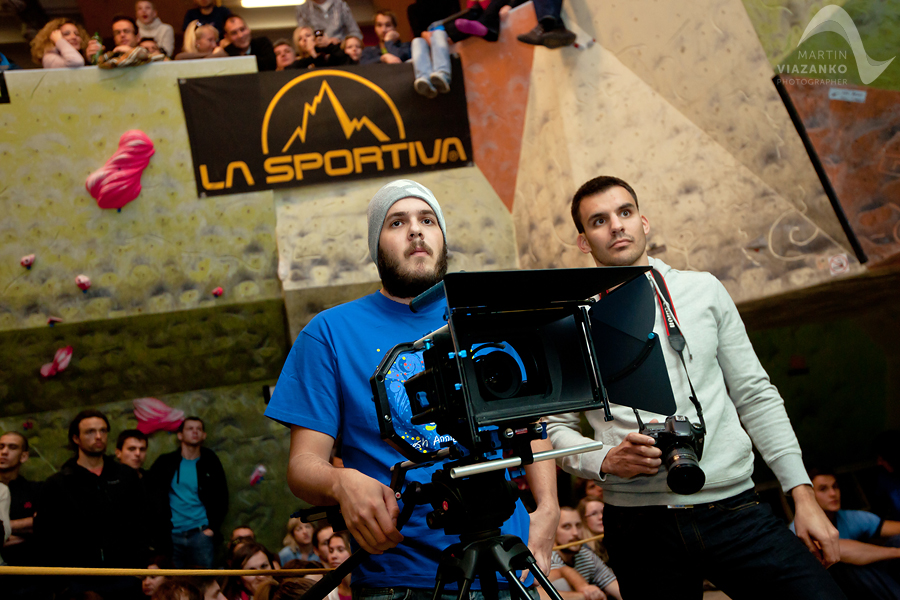 vertigo, open, lezecke, centrum, boulder, bouldering, umela, stena, boulder, pretek